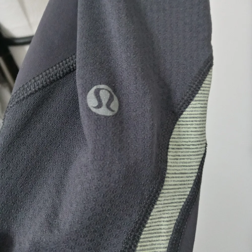 Lululemon Athletica Gray and yellow yoga Athletic pants